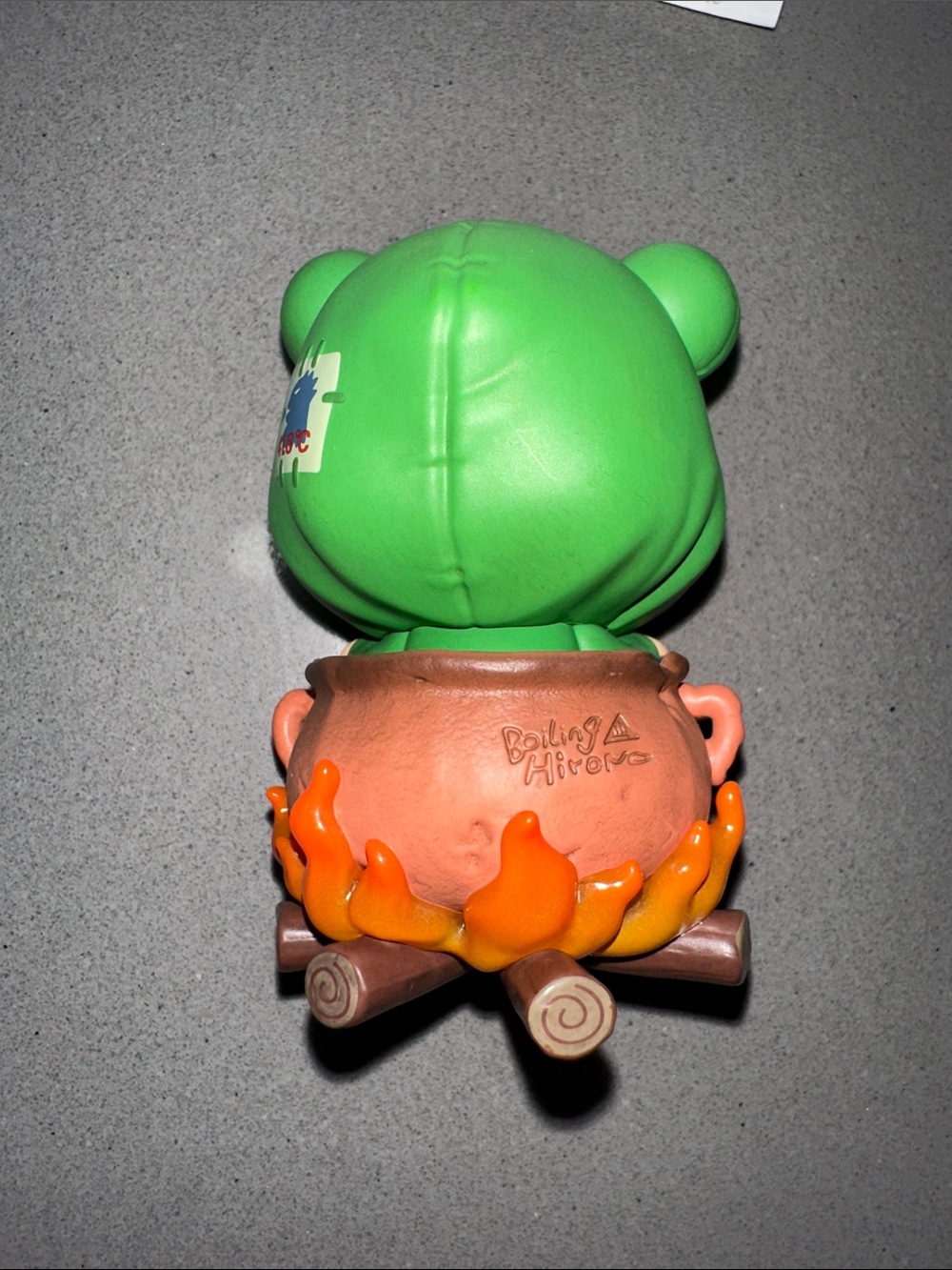 POP MART Hirono Frog Hoodie Figure in Green – Cute Resin Collectible - Picture 4 of 5